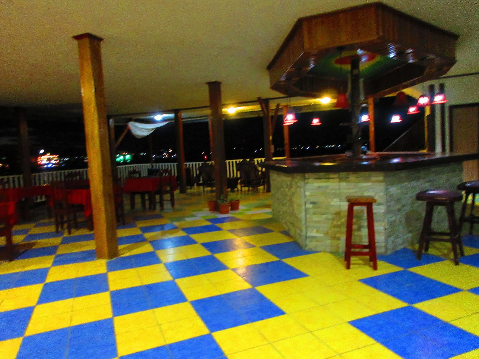 Los Balcones Over The Sea Hotel Bocas del Toro Экстерьер фото