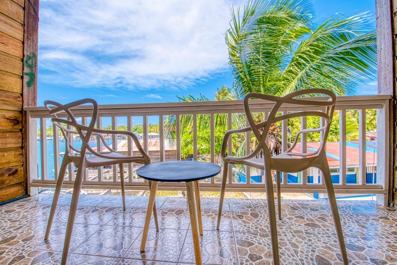 Los Balcones Over The Sea Hotel Bocas del Toro Экстерьер фото