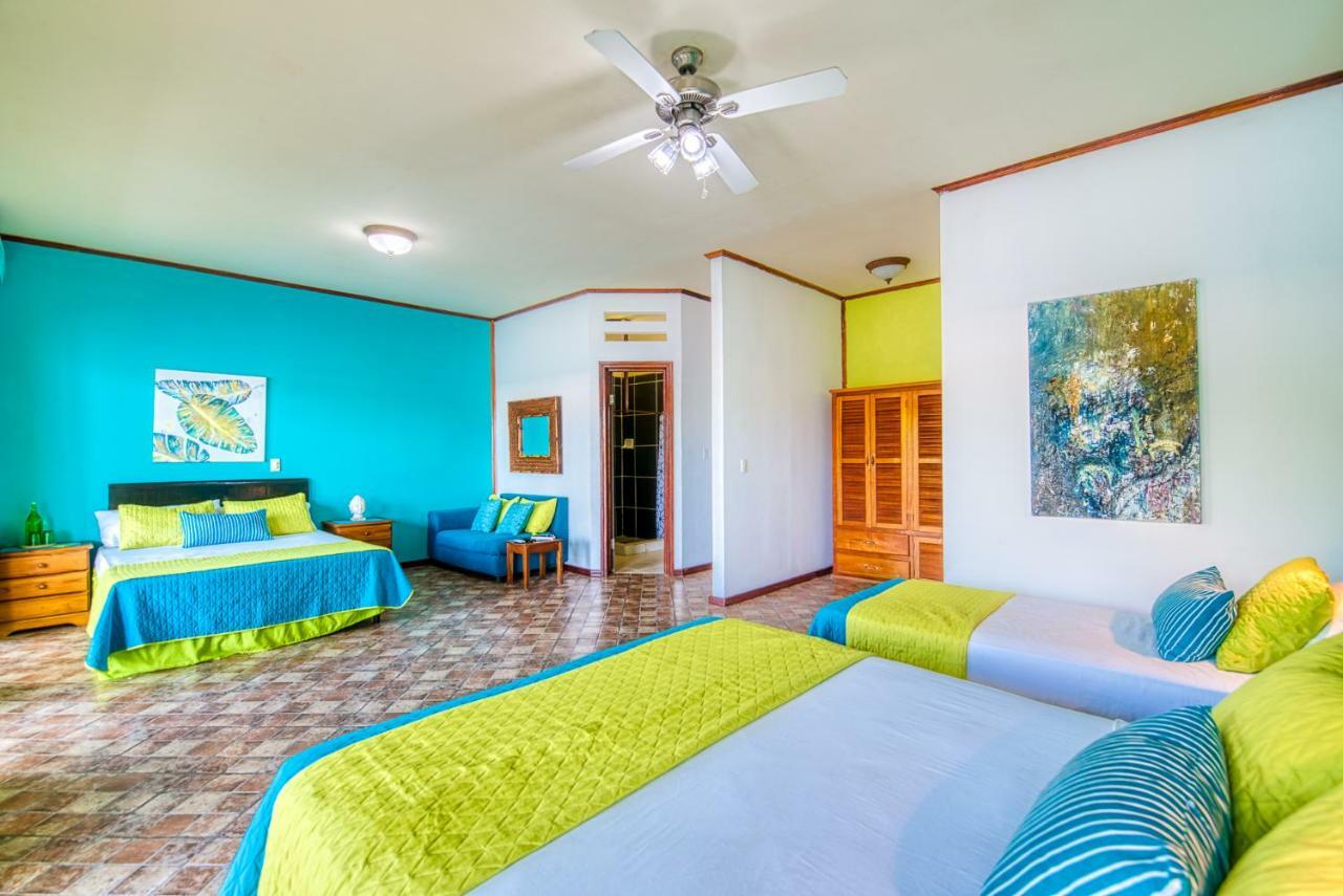 Los Balcones Over The Sea Hotel Bocas del Toro Экстерьер фото